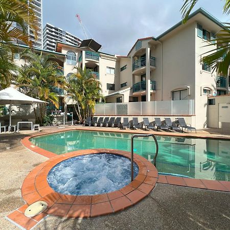 Cha Private Apts Aruba Beach Gold Coast Esterno foto