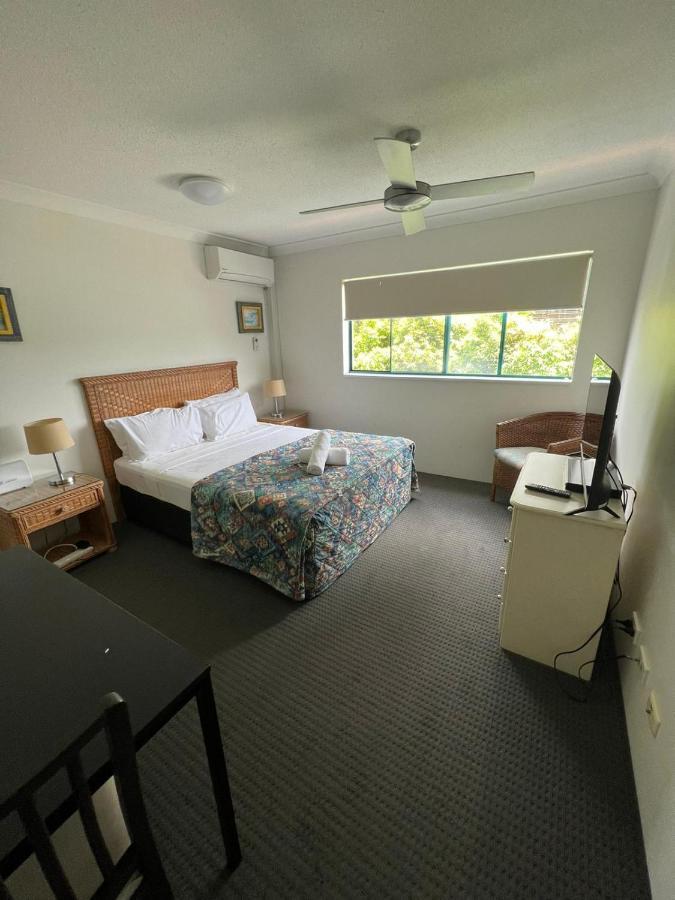 Cha Private Apts Aruba Beach Gold Coast Esterno foto