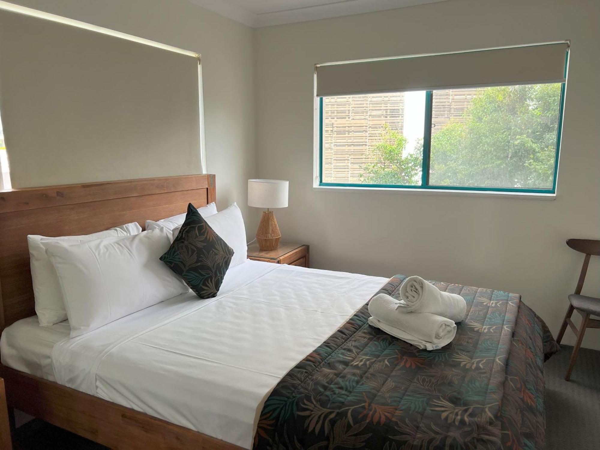 Cha Private Apts Aruba Beach Gold Coast Esterno foto