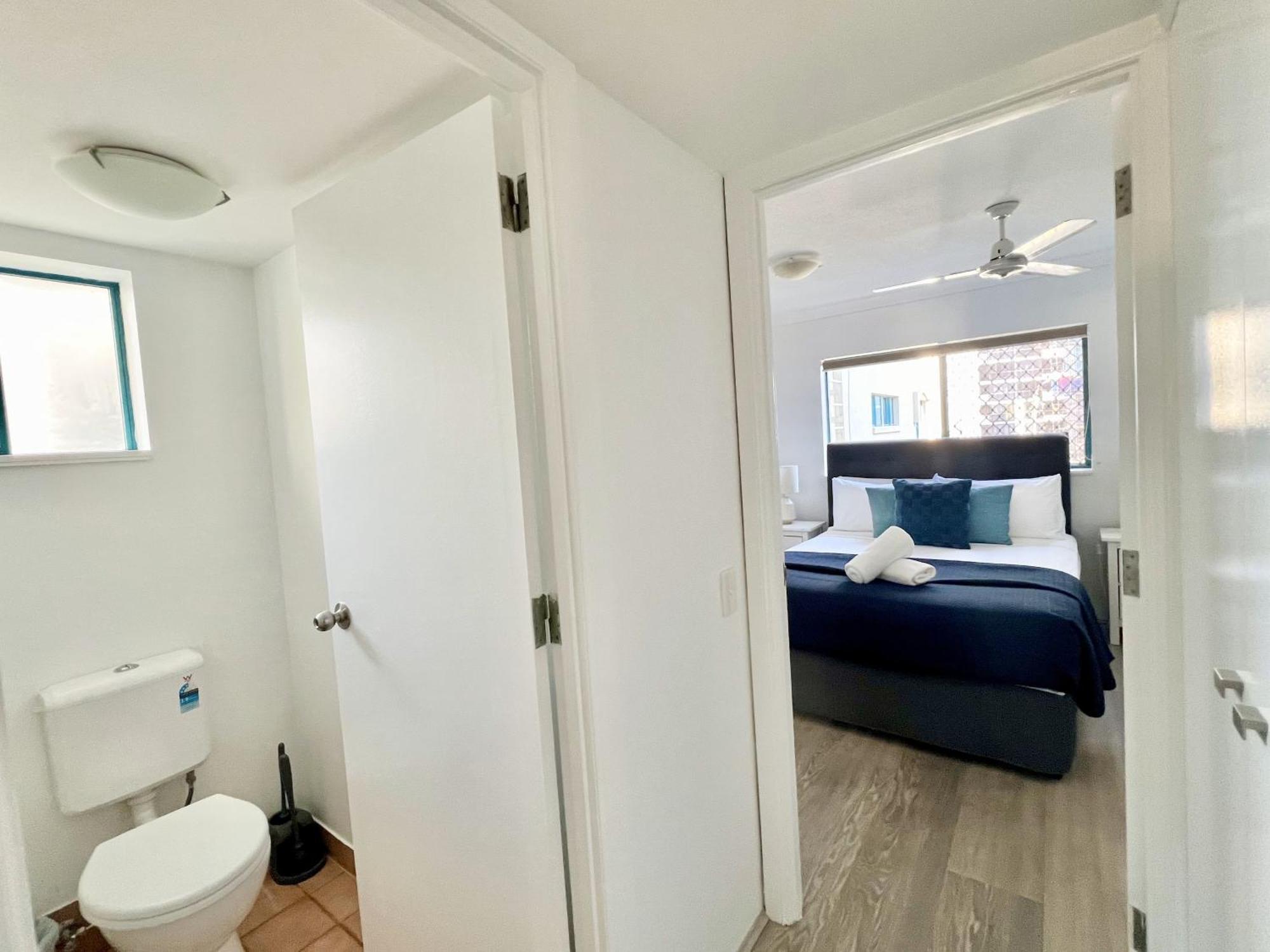 Cha Private Apts Aruba Beach Gold Coast Esterno foto